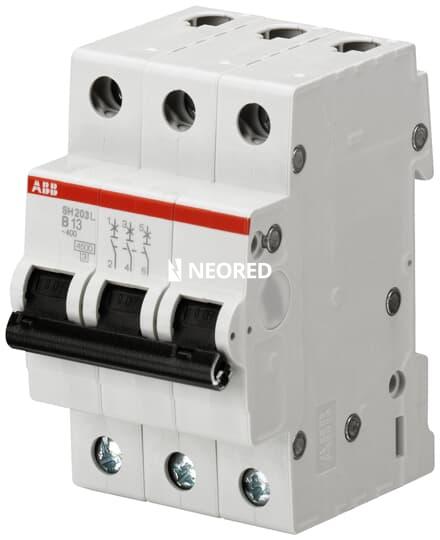 Interruptortermomagnético tripolar  In 6A Icn = 4,5kA @ IEC60898 Curva B